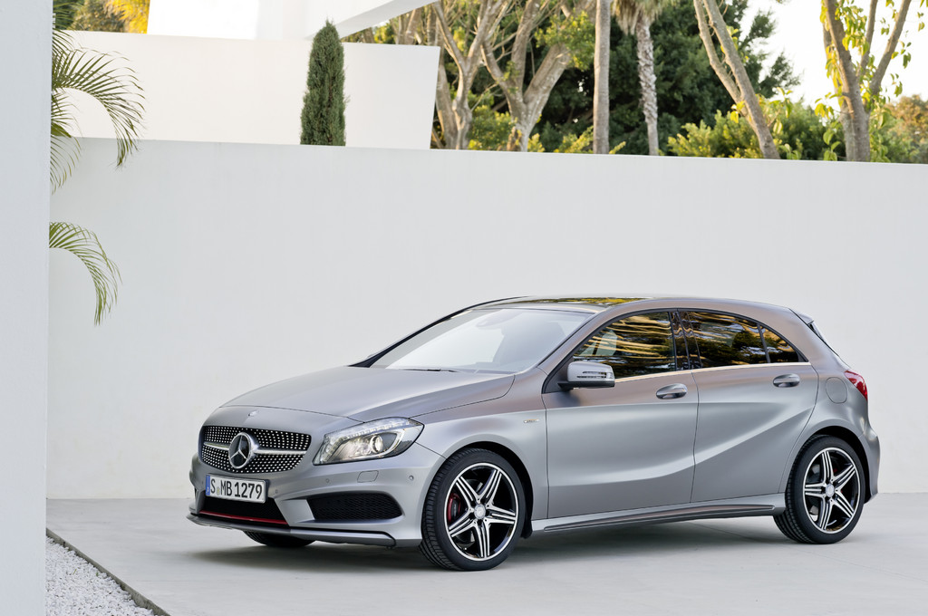 Mercedes-Benz und Opel erhalten „Plus X Awards“