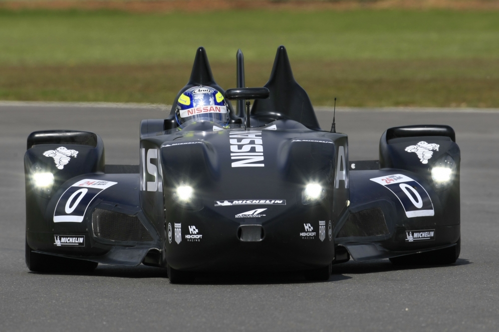 Panorama: Nissan Deltawing - Rasender Revolutionär 