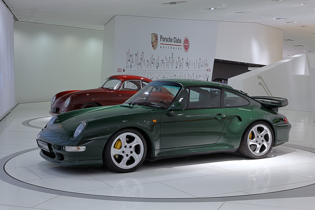 Porsche-Museum feiert 60 Jahre Clubszene