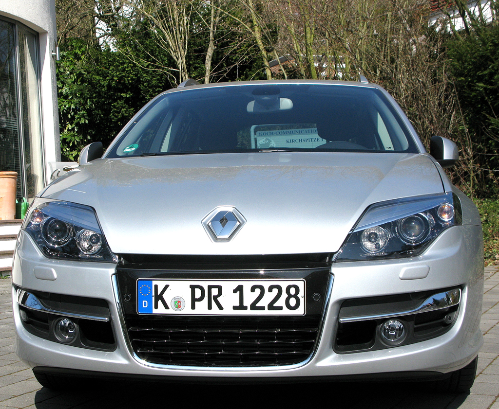Renault Laguna Grandtour: Blick auf die Frontpartie. 