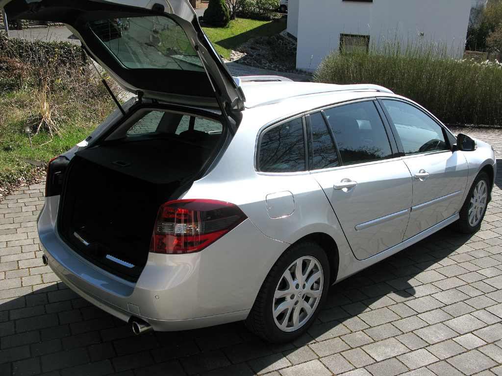 Renault Laguna Grandtour: Das Gepäckabteil fasst 508 bis 1593 Liter. 