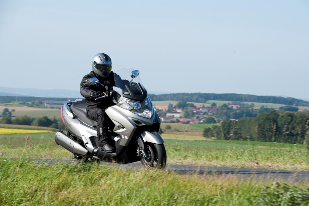 Scooter-Fahrbericht Kymco Myroad 700i ABS: Luxusliner auf zwei Rädern