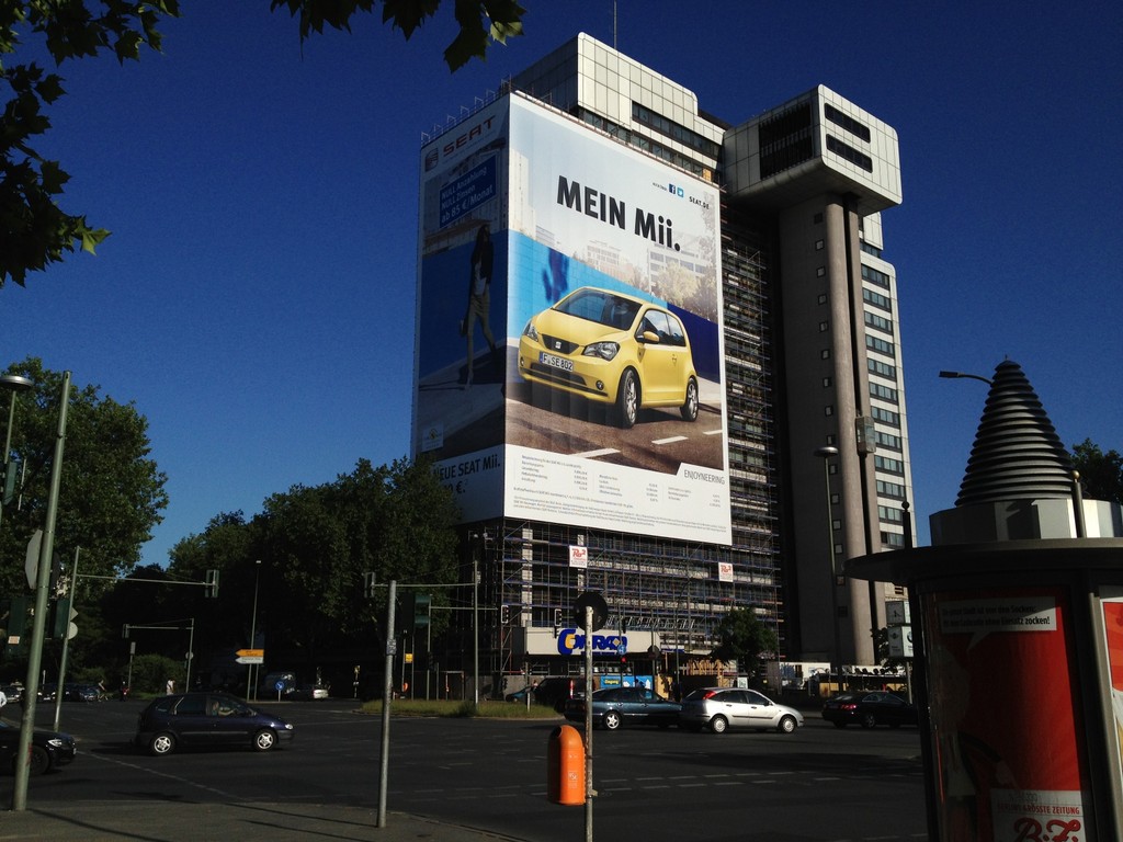 Seat Mii auf Deutschlands größtem Poster