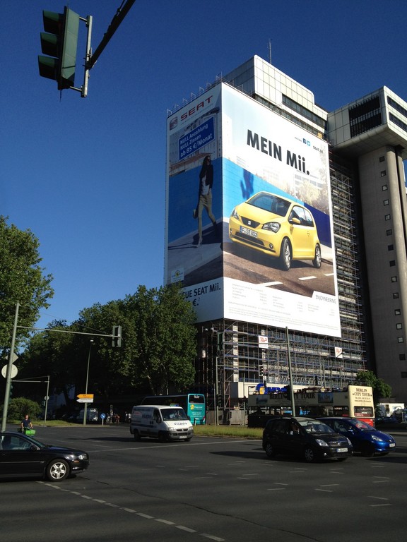 Seat Mii auf Deutschlands größtem Poster