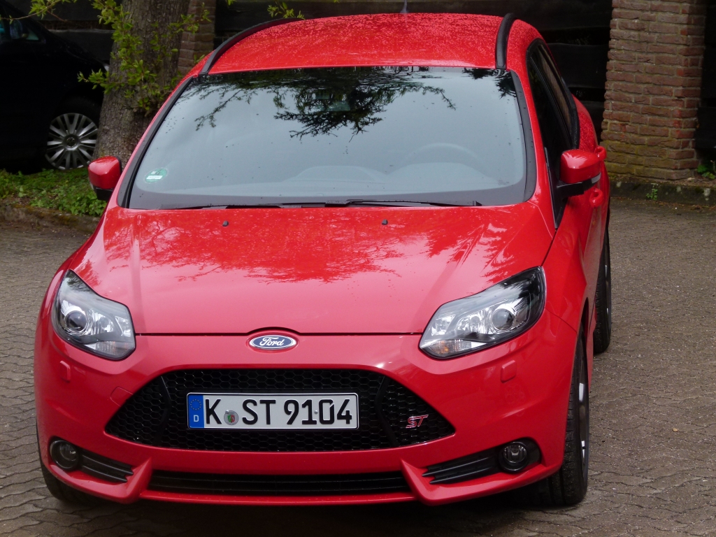 Sitzprobe im Ford Focus ST - Familienausflug mit 250 PS