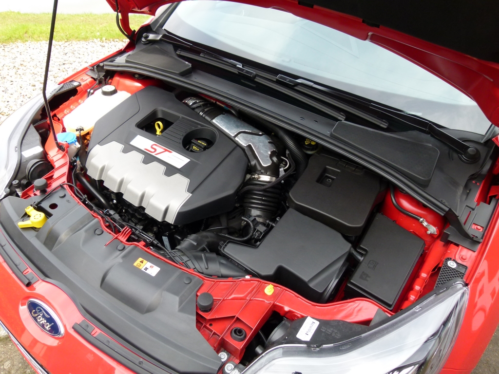 Sitzprobe im Ford Focus ST - Familienausflug mit 250 PS