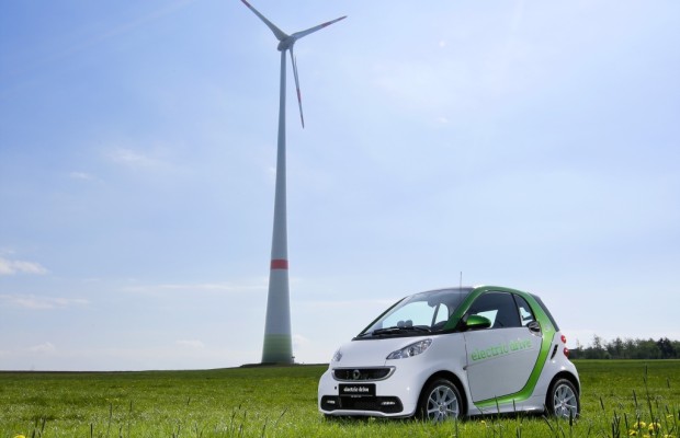 Smart Fortwo Electric Drive fährt komplett emissionsfrei
