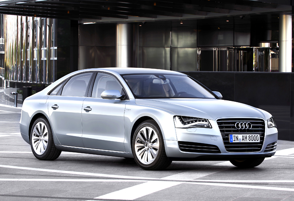 Steht gerade am Start: Audis neuer Hybrid-A8. 