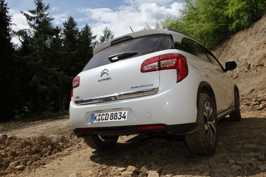 Test Citroen C4 Aircross: Komfortables Ambiente für leichtes Gelände