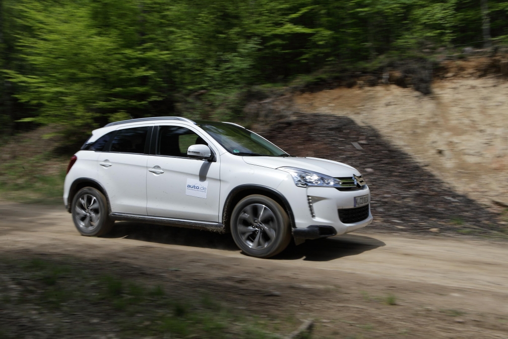 Test Citroen C4 Aircross: Komfortables Ambiente für leichtes Gelände
