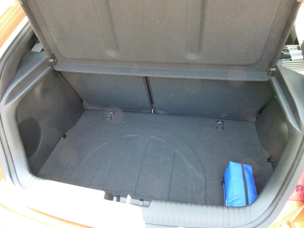 Test Hyundai Veloster 1.6 Style: Coupé mit Notausgang