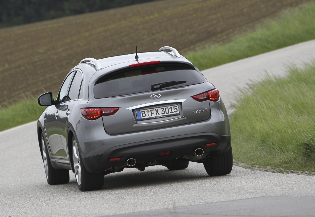 Test Infiniti FX: Premium-SUV mit 420 PS und V8-Sound vom Feinsten