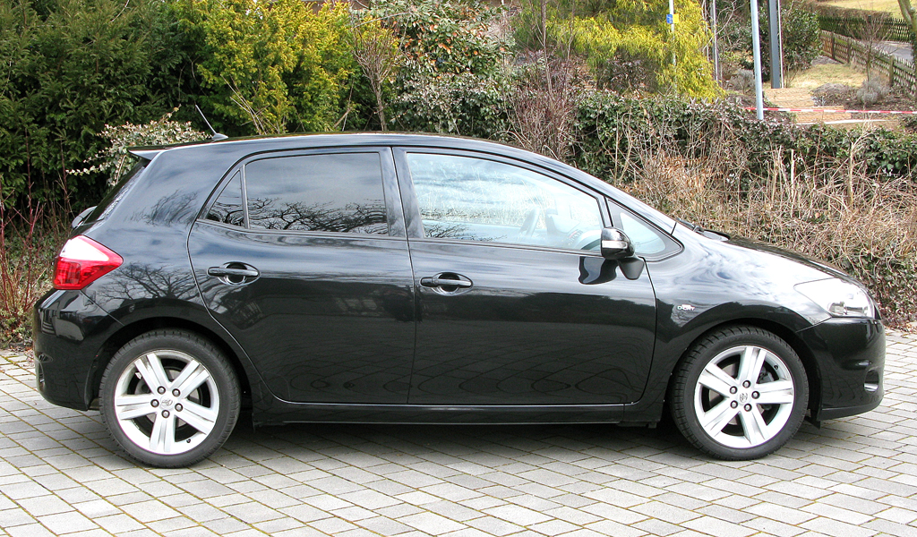 Toyota Auris: Und so sieht das Kompaktmodell von der Seite aus.