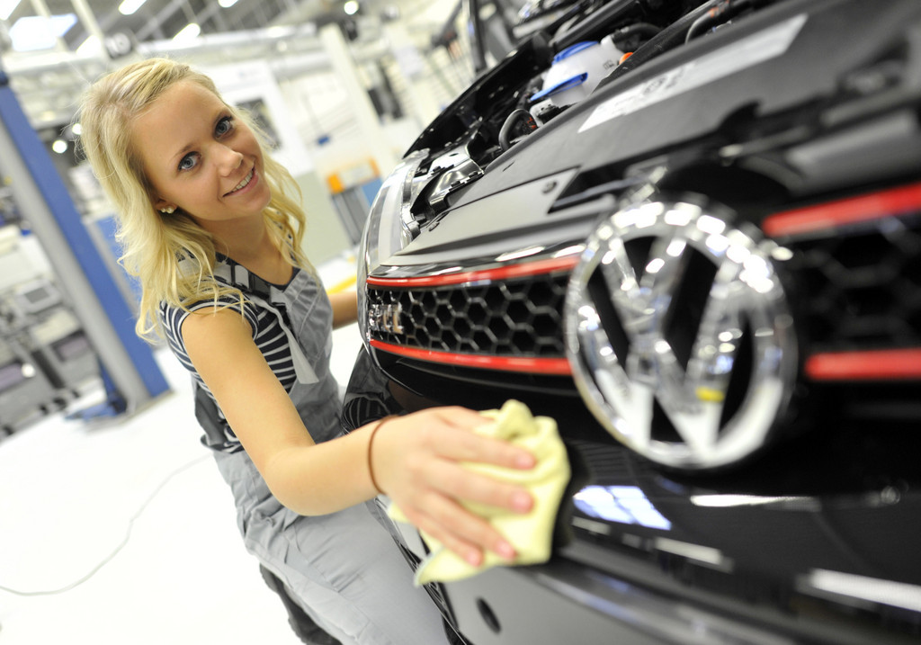 VW-Auszubildende zeigen am Wörthersee ihren Traum-GTI