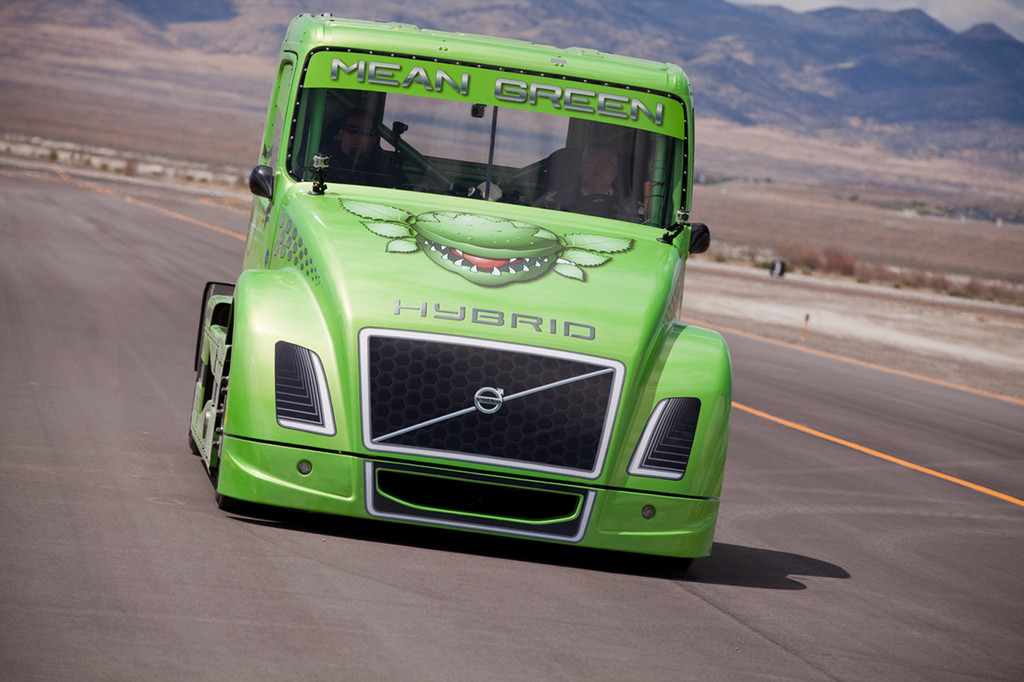 Volvo-Lkw  stellt neue Weltrekorde auf