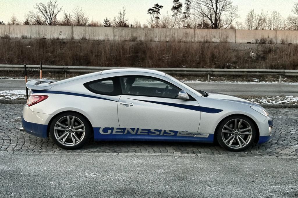 Während es das Genesis Coupé ansonsten auch mit einem Sechsgang-Schaltgetriebe gibt, ist ausgerechnet die sportliche GT-Variante
