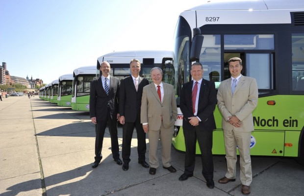 Zehn Volvo-Hybridbusse für Hamburger Hochbahn