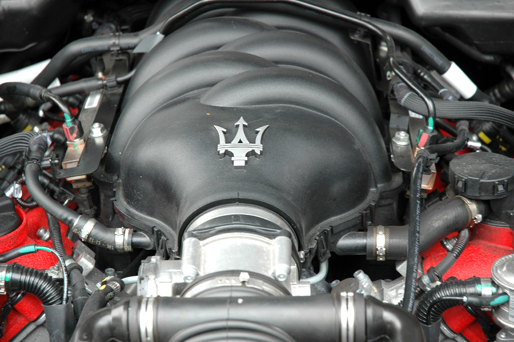 ... sind auch neue Motoren, darunter Sechszylinder und sogar Diesel, vorgesehen.