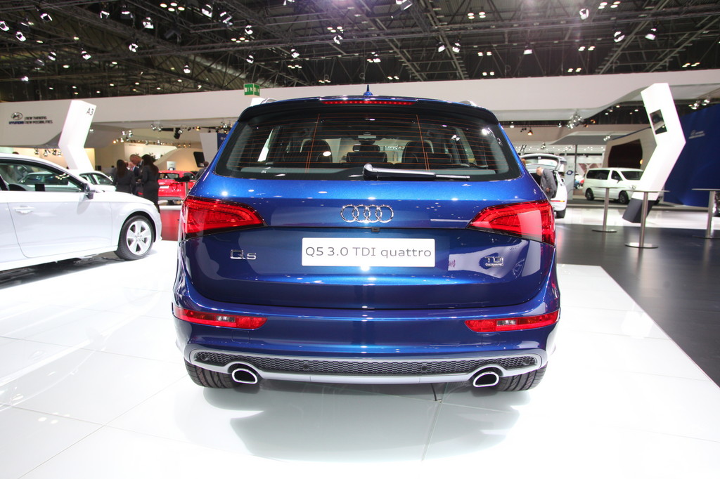 AMI 2012: Audi zeigt überarbeiteten Q5