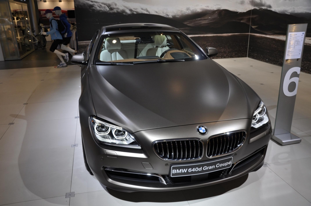 AMI 2012: BMW 3er Touring, BMW 1er Dreitürer, BMW X1, BMW M6 Cabrio
