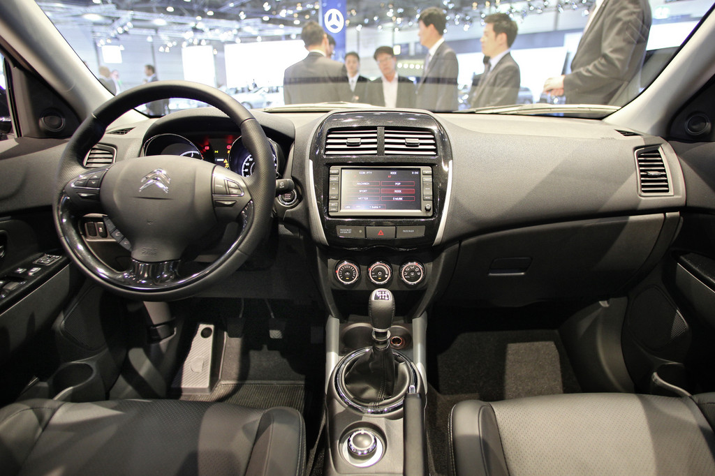 AMI 2012: Citroen bringt C4 Aircross