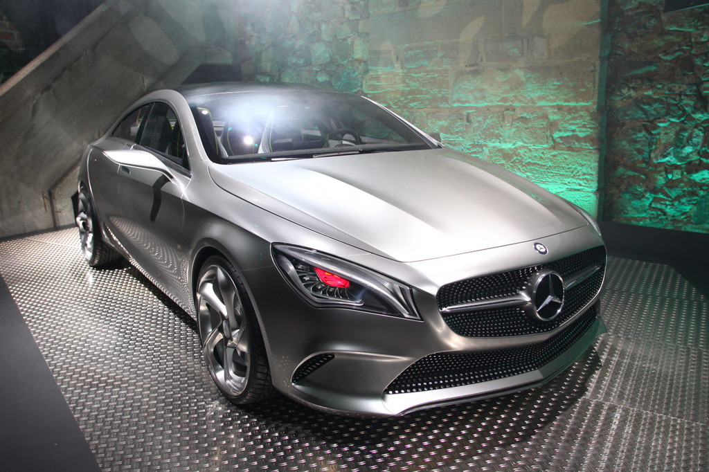 AMI 2012: Concept Style Coupé Star bei den Stuttgarter Sternen