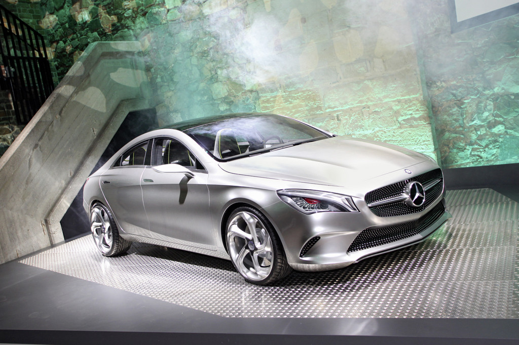 AMI 2012: Concept Style Coupé Star bei den Stuttgarter Sternen