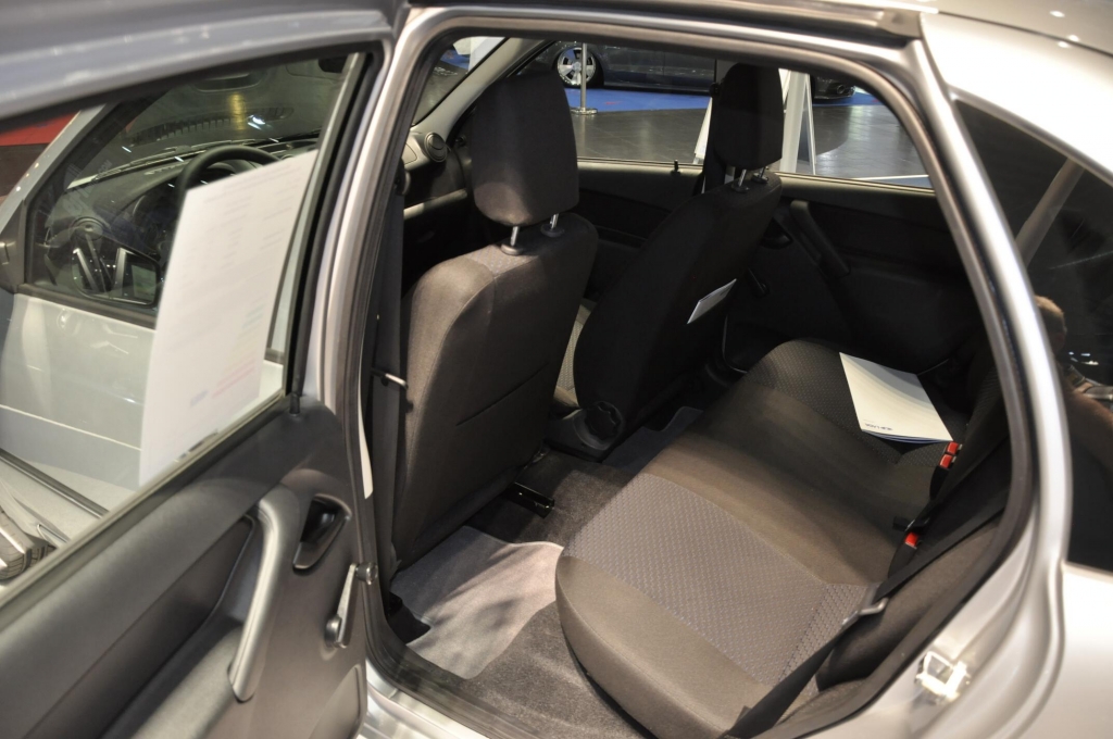 AMI 2012: Dacia Lodgy, Dacia Sandero Stepway II, Kia Ceed'd sw, Renault Zoe, Lada 