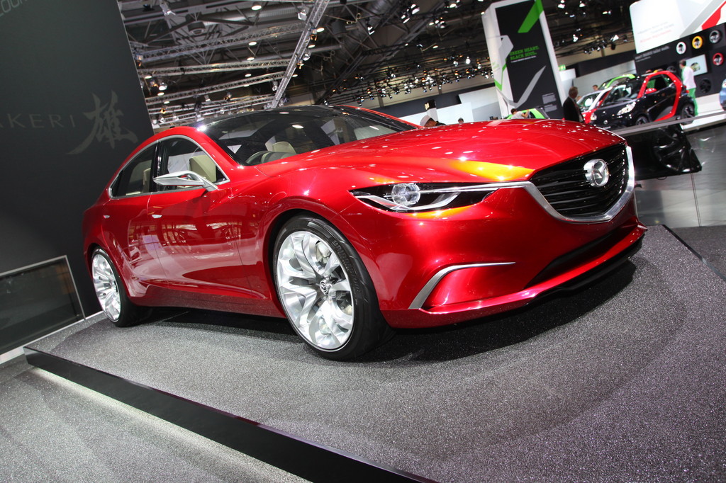 AMI 2012: Der Mazda Takeri hat einen intelligenten Energiekreis