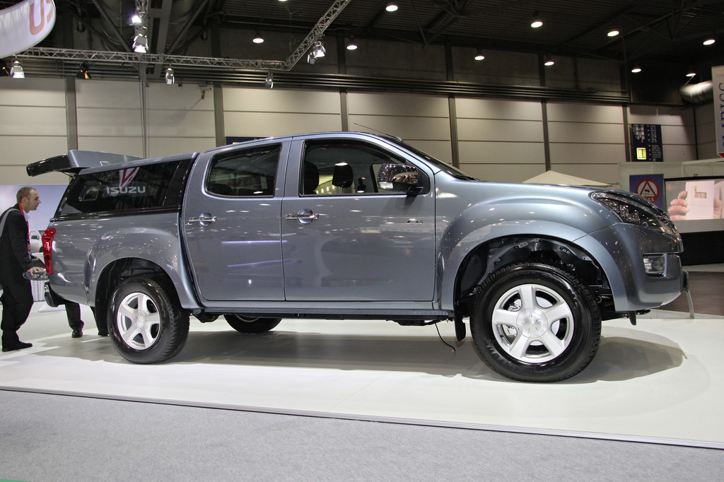AMI 2012: Isuzu D-Max feiert Markteinführung