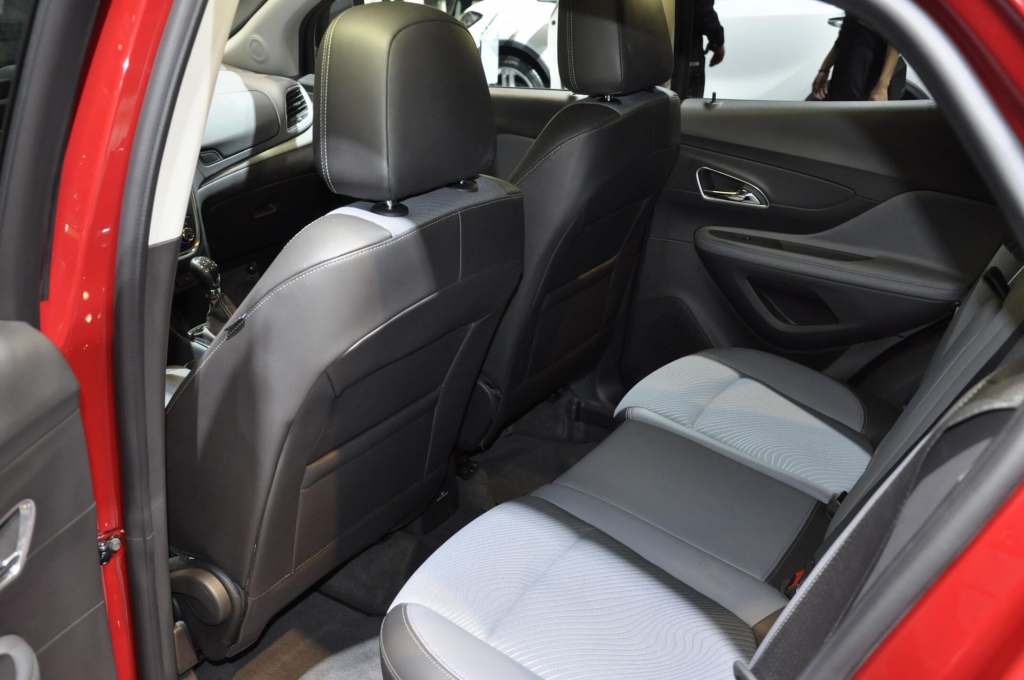 AMI 2012: Opel Mokka, Astra OPC und Insignia Biturbo