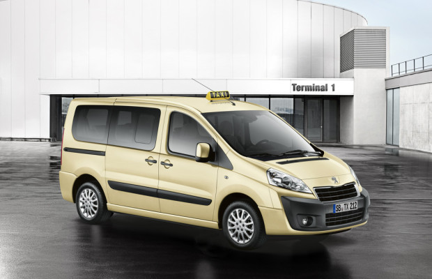 AMI 2012: Peugeot stellt beim Taxitag den Expert Tepee vor