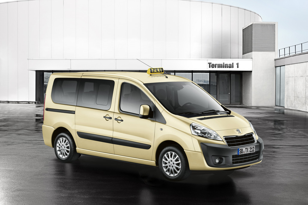 AMI 2012: Peugeot stellt beim Taxitag den Expert Tepee vor