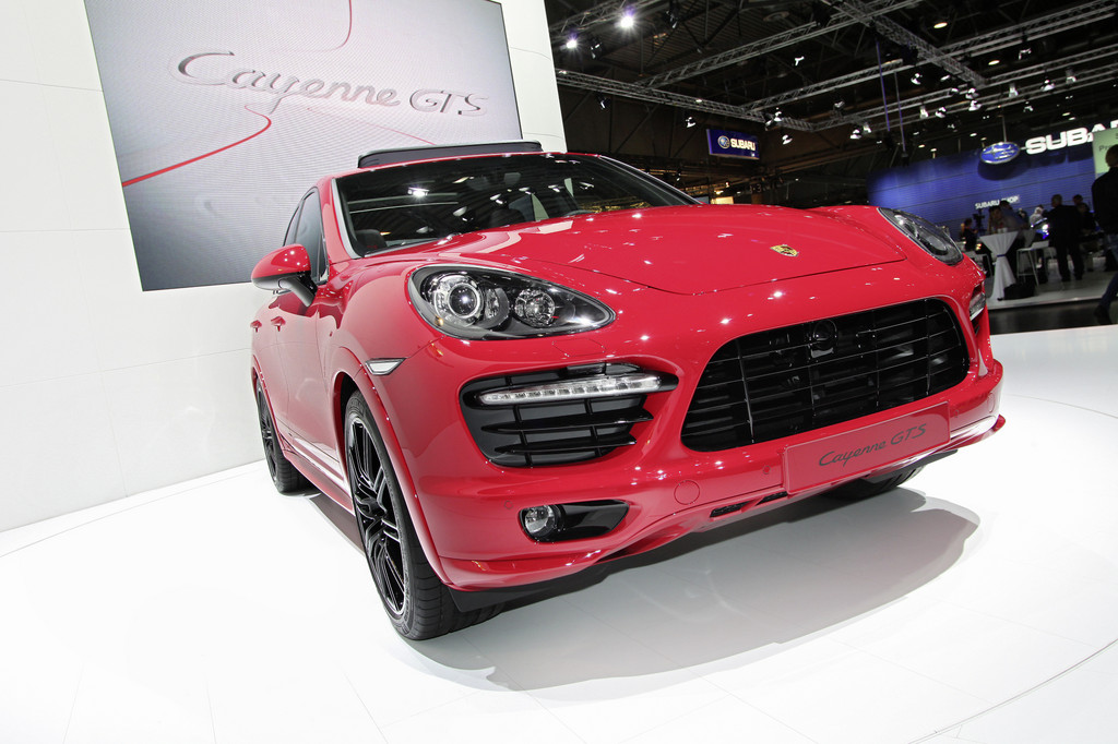 AMI 2012; Porsche zeigt den neuen Cayenne GTS