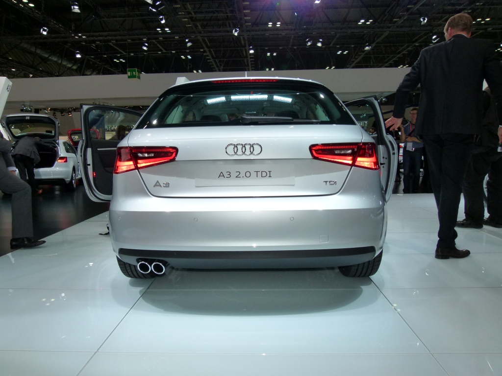 AMI 2012: VW Up, Seat Mii und Skoda Citigo, Audi Q5 und Seat Toledo