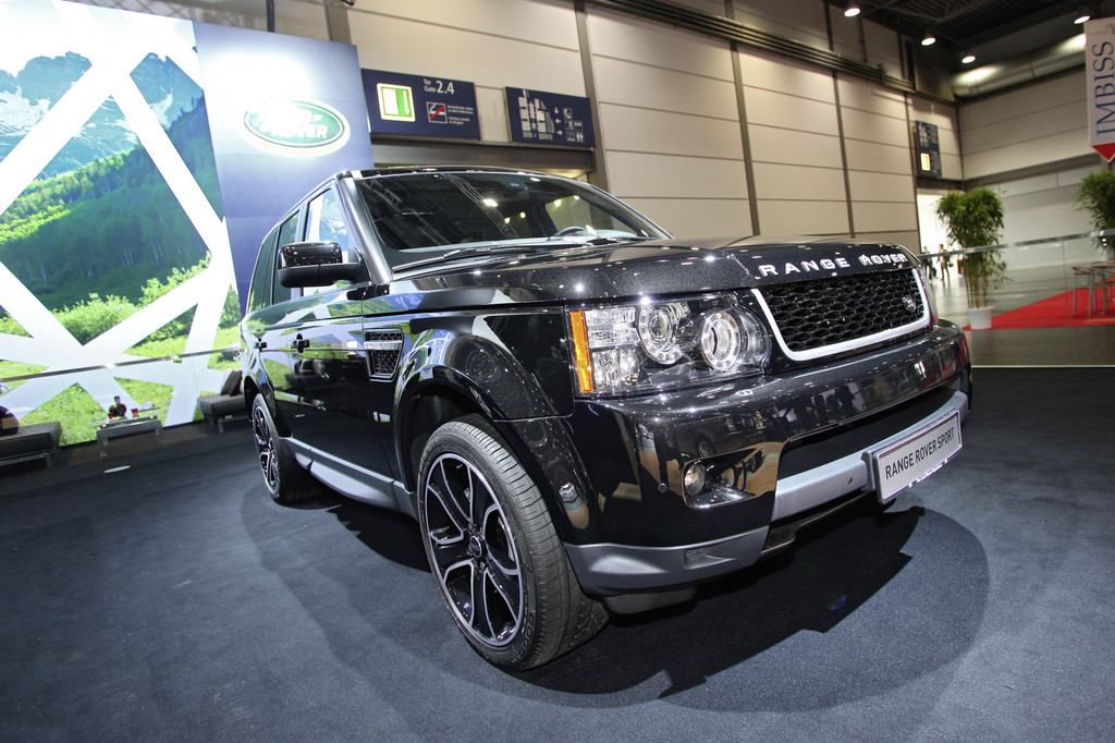 AMI 2012: Zwei besondere Range Rover zur Thronfeier