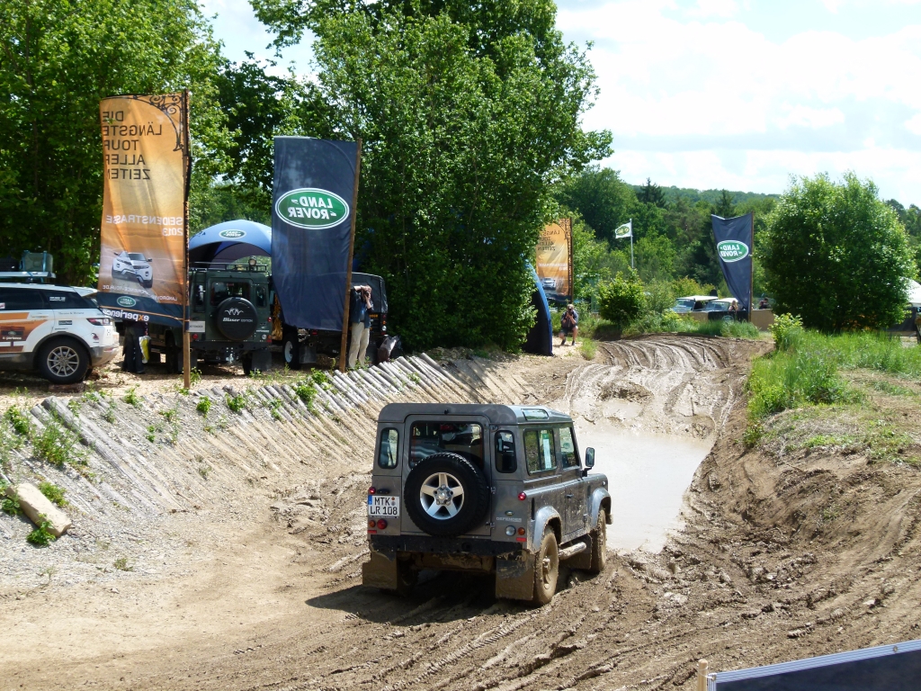 Abenteuer & Allrad: Knapp 60.000 erlebten das Abenteuer Offroad