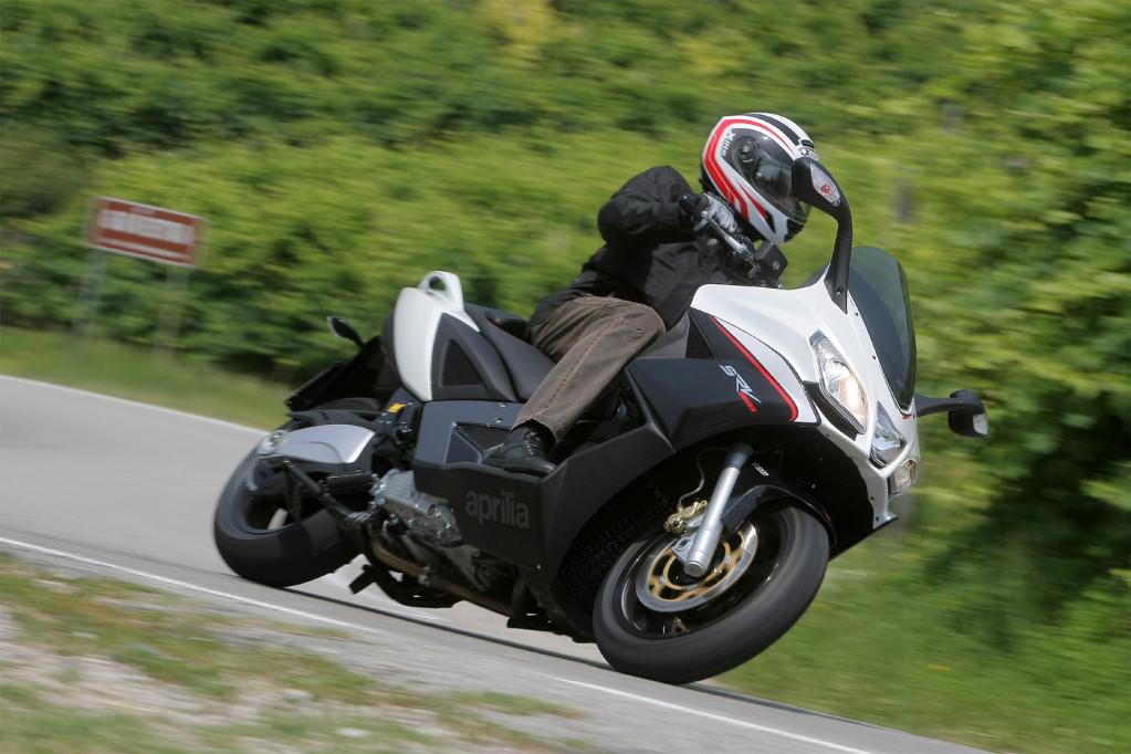 Aprilia SRV 850: Der Superbike-Scooter