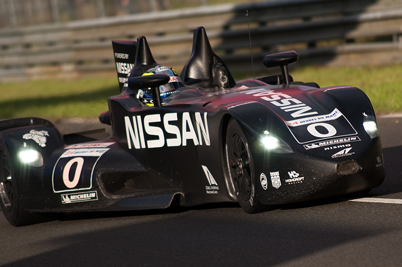 Audi fährt Sieg mit Hybrid-Auto in Le Mans ein