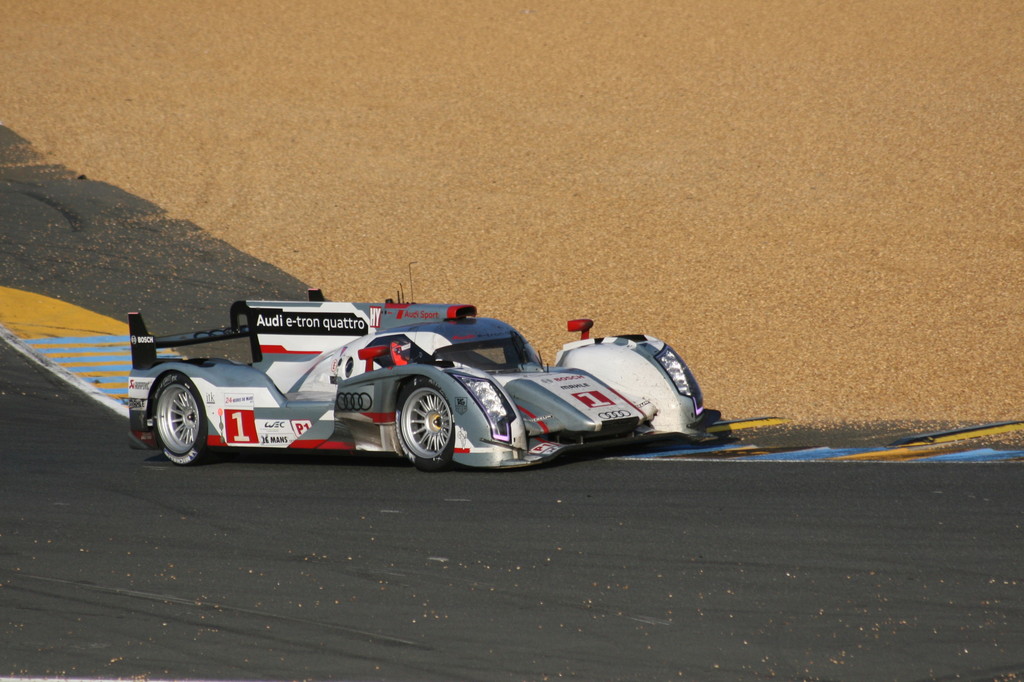 Audi schafft in Le Mans einen Dreifach-Sieg