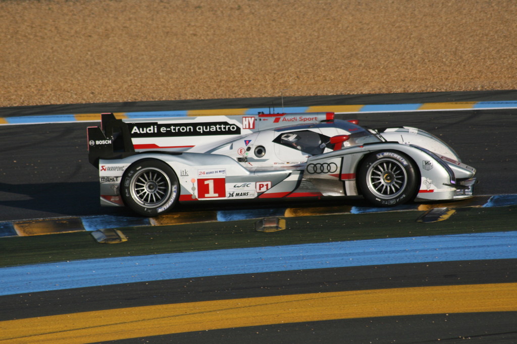 Audi schafft in Le Mans einen Dreifach-Sieg