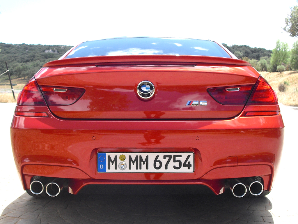 BMW M6: Blick auf die Heckpartie. 