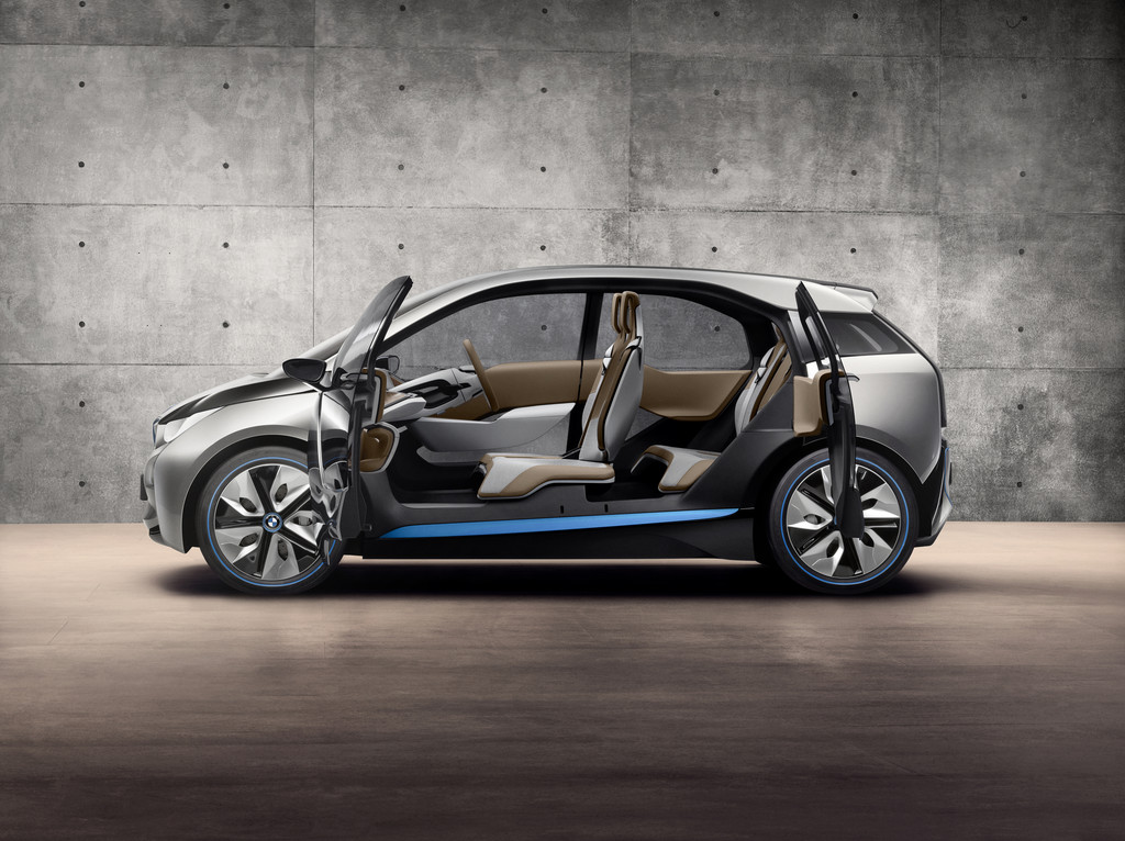 BMW eröffnet i-Store in London