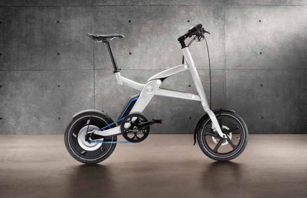 BMW iPedelec Concept - Fahrrad für den Kofferraum