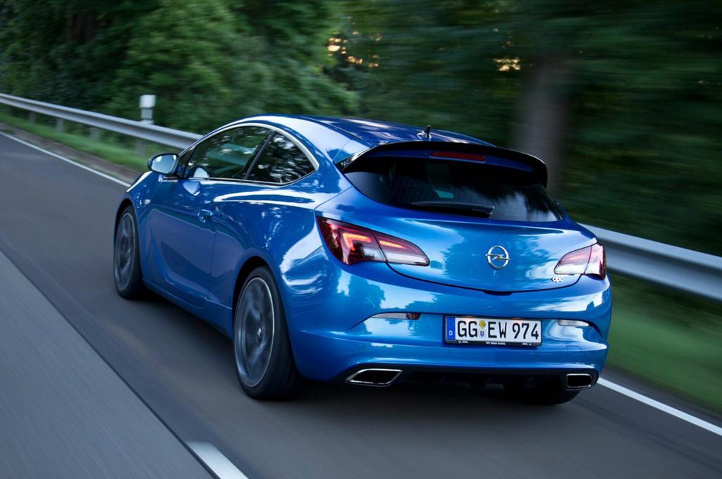 Bei 250 km/h regelt die Elektronik die Höchstgeschwindigkeit ein