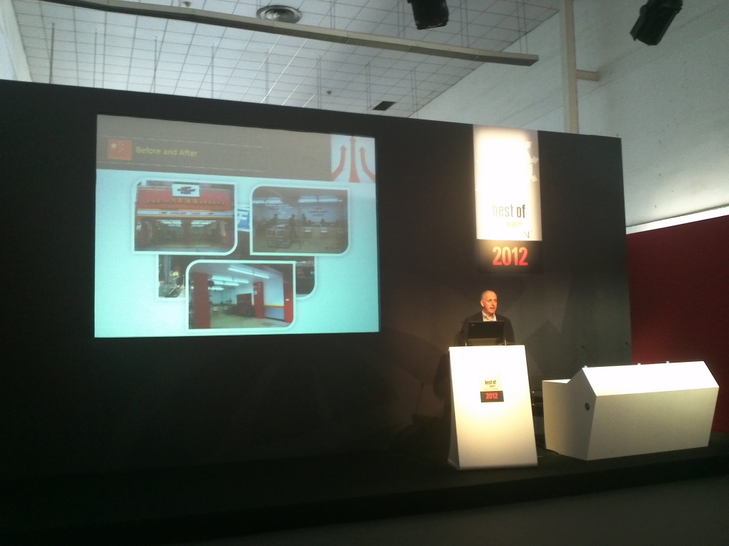 Best of Belron Barcelona 2012: Brite Steve Marelli ist weltbester Carglass-Monteur