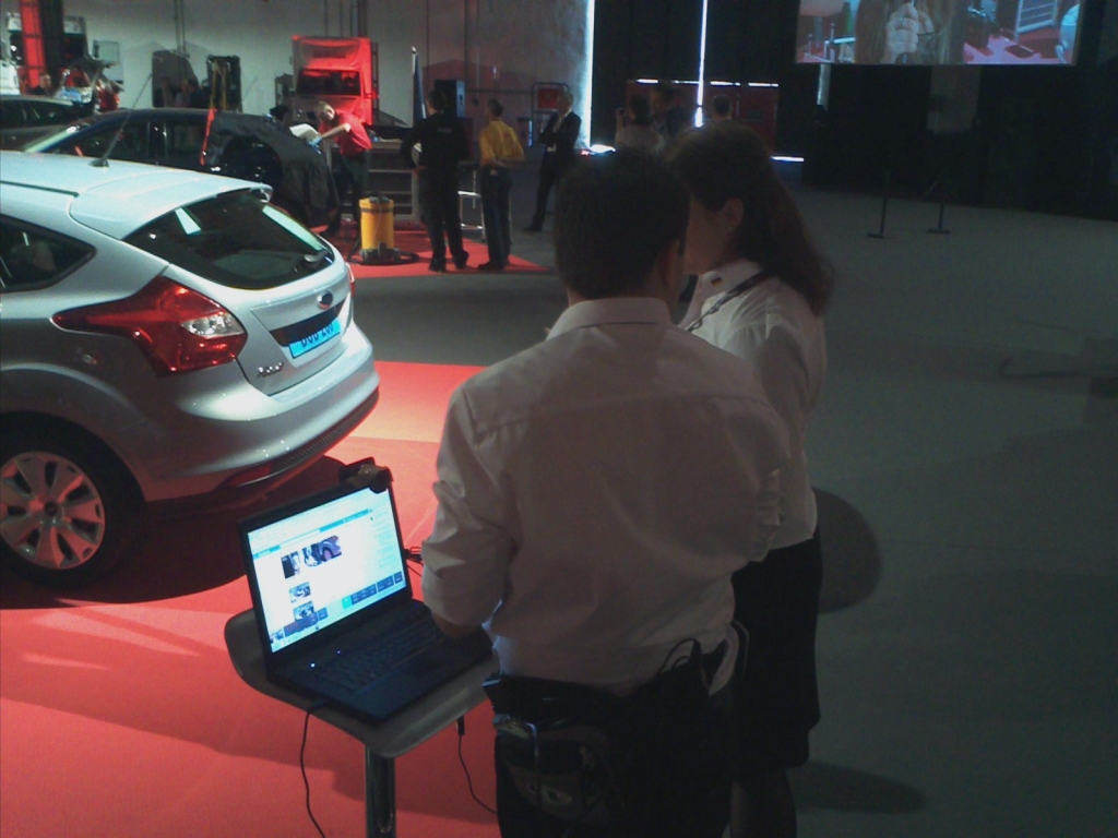 Best of Belron Barcelona 2012: Brite Steve Marelli ist weltbester Carglass-Monteur