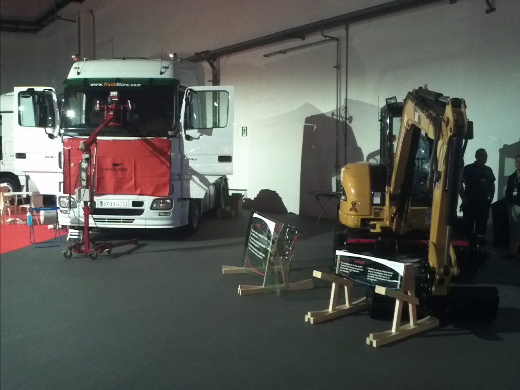 Best of Belron Barcelona 2012: Brite Steve Marelli ist weltbester Carglass-Monteur