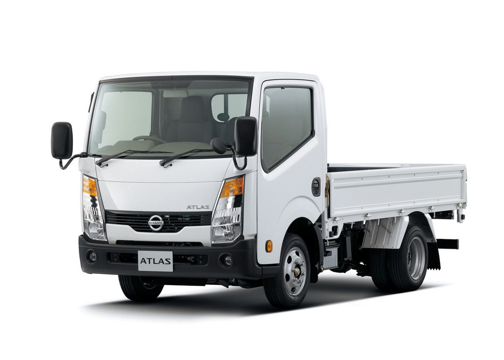 Daimler stärkt Lkw-Geschäft in Japan
