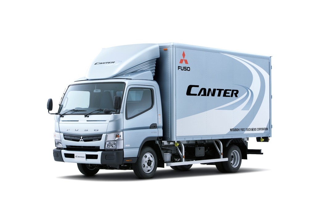 Daimler stärkt Lkw-Geschäft in Japan